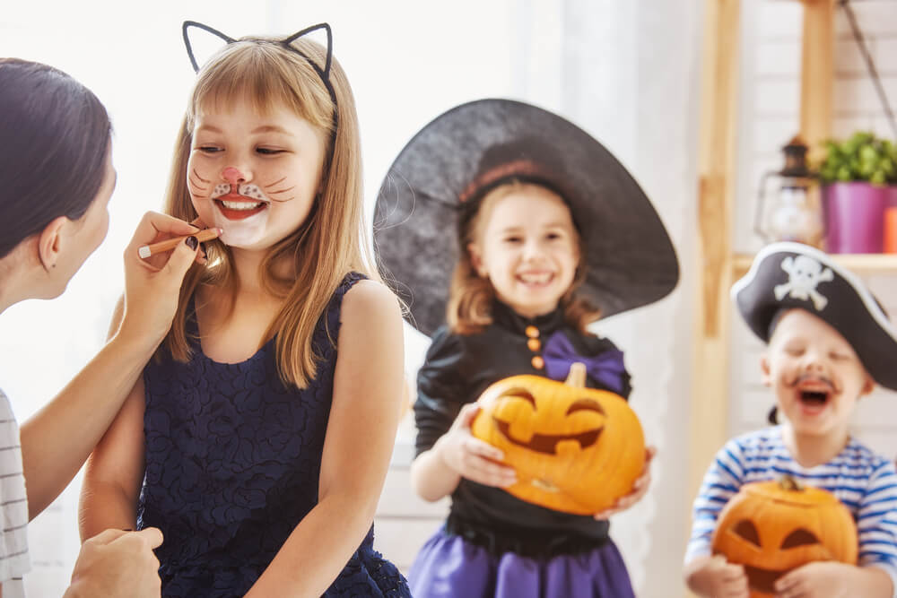 petrecere halloween 2